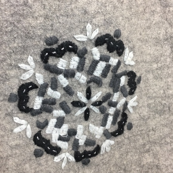 Silk club gray wool embroidered midi duster - Picture 8 of 9